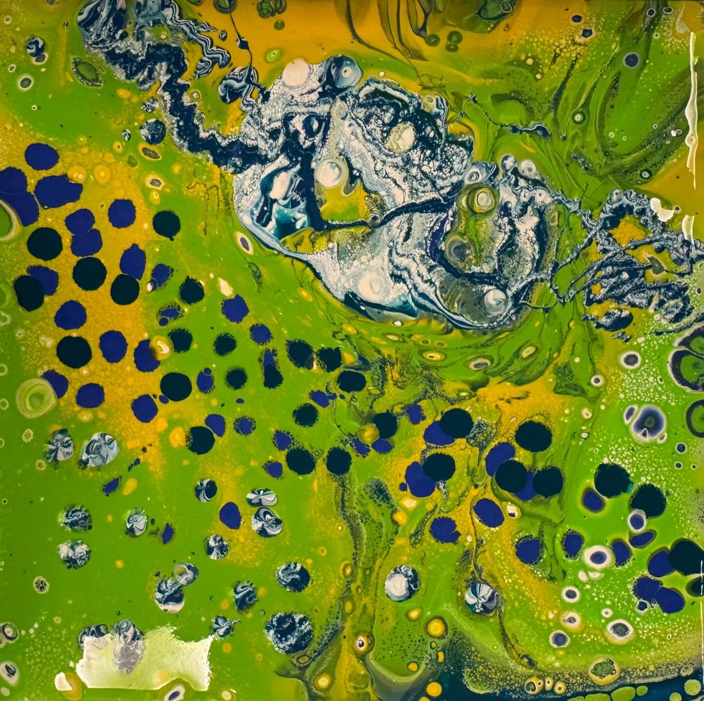 Acrylic Pour Workshop